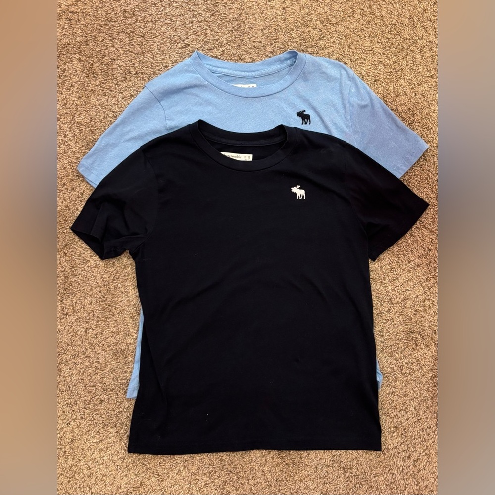 Bundle of 2 Boys Abercrombie Basic Tees